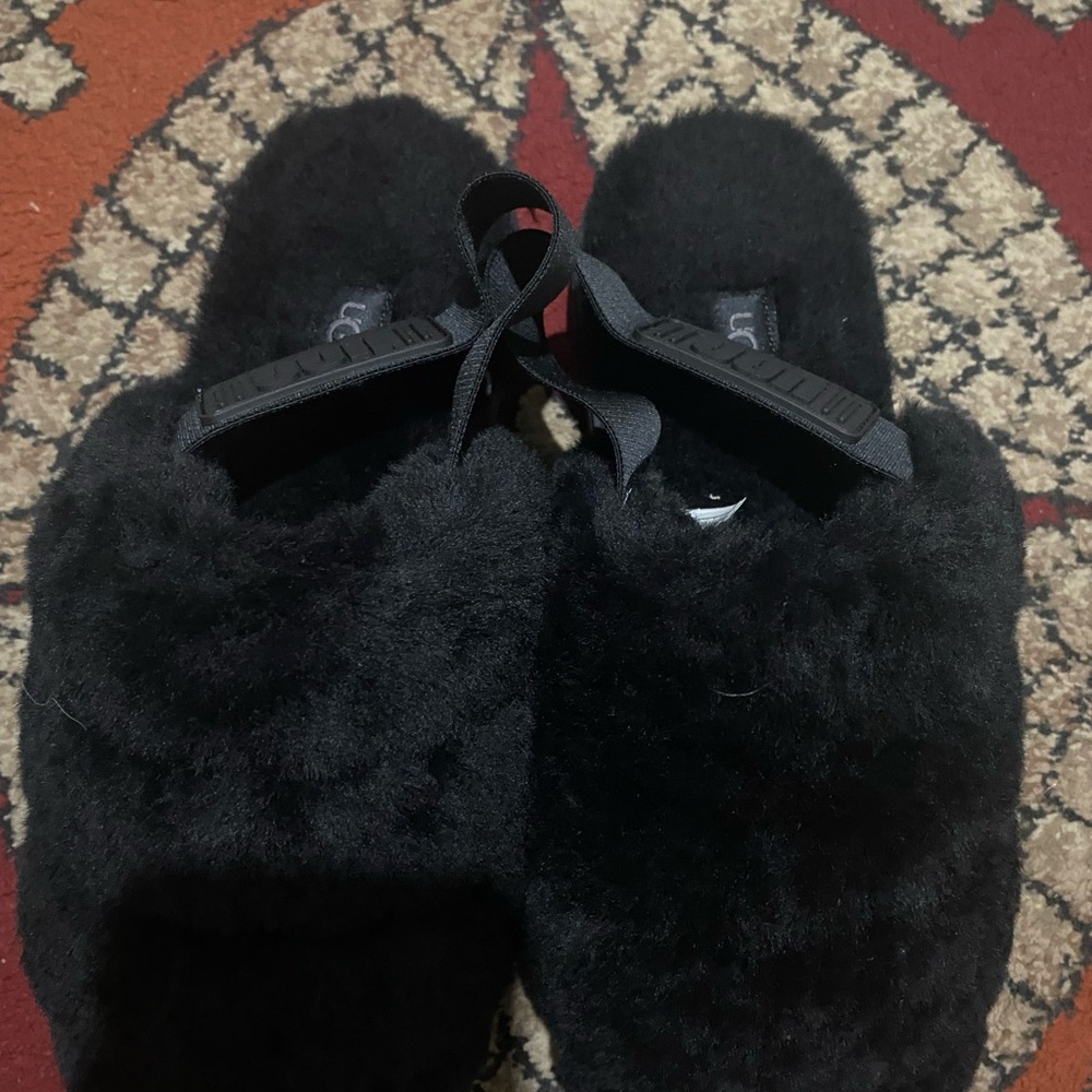 UGG Super Fluff Slippers